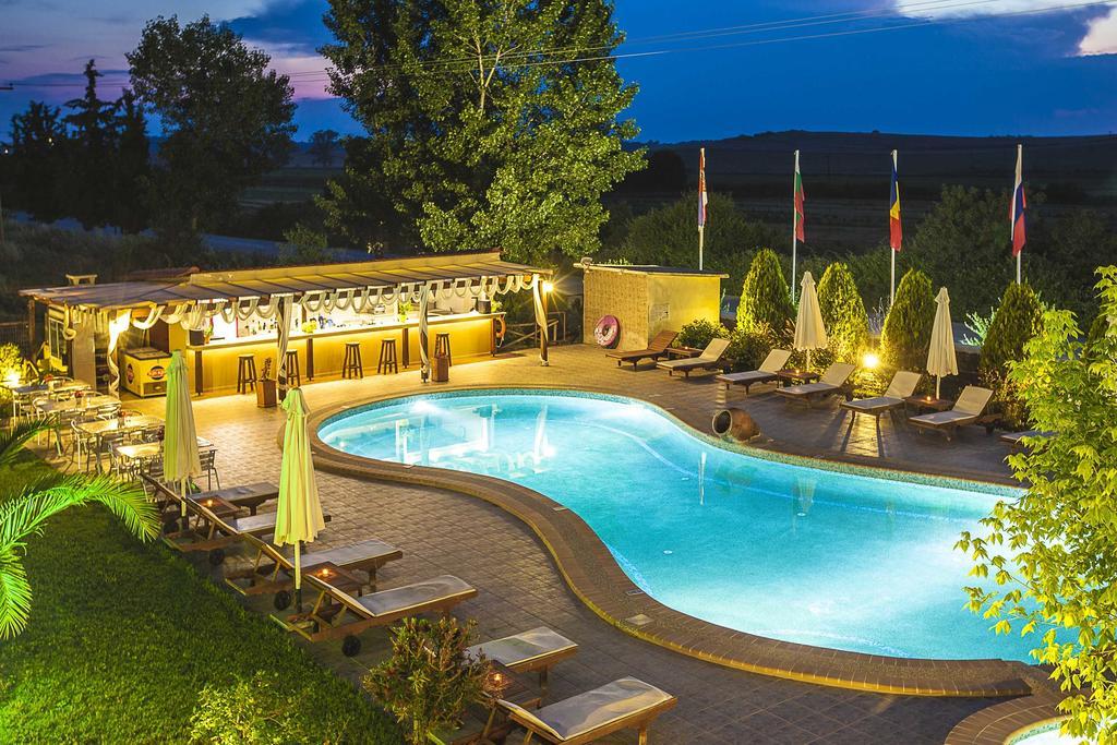 Sunny Hill Otel Sani  Dış mekan fotoğraf