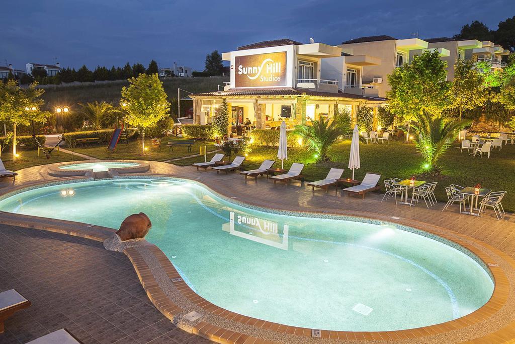 Sunny Hill Otel Sani  Dış mekan fotoğraf