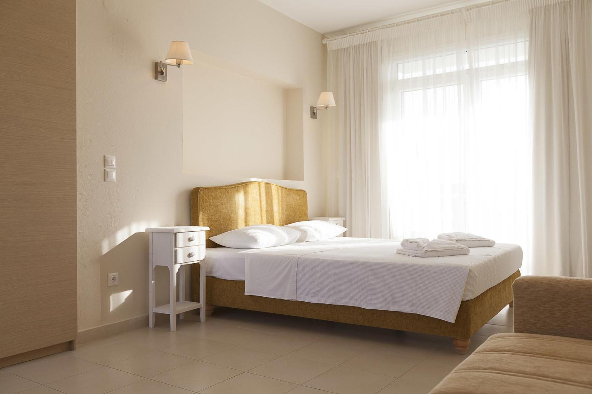 Sunny Hill Otel Sani  Dış mekan fotoğraf